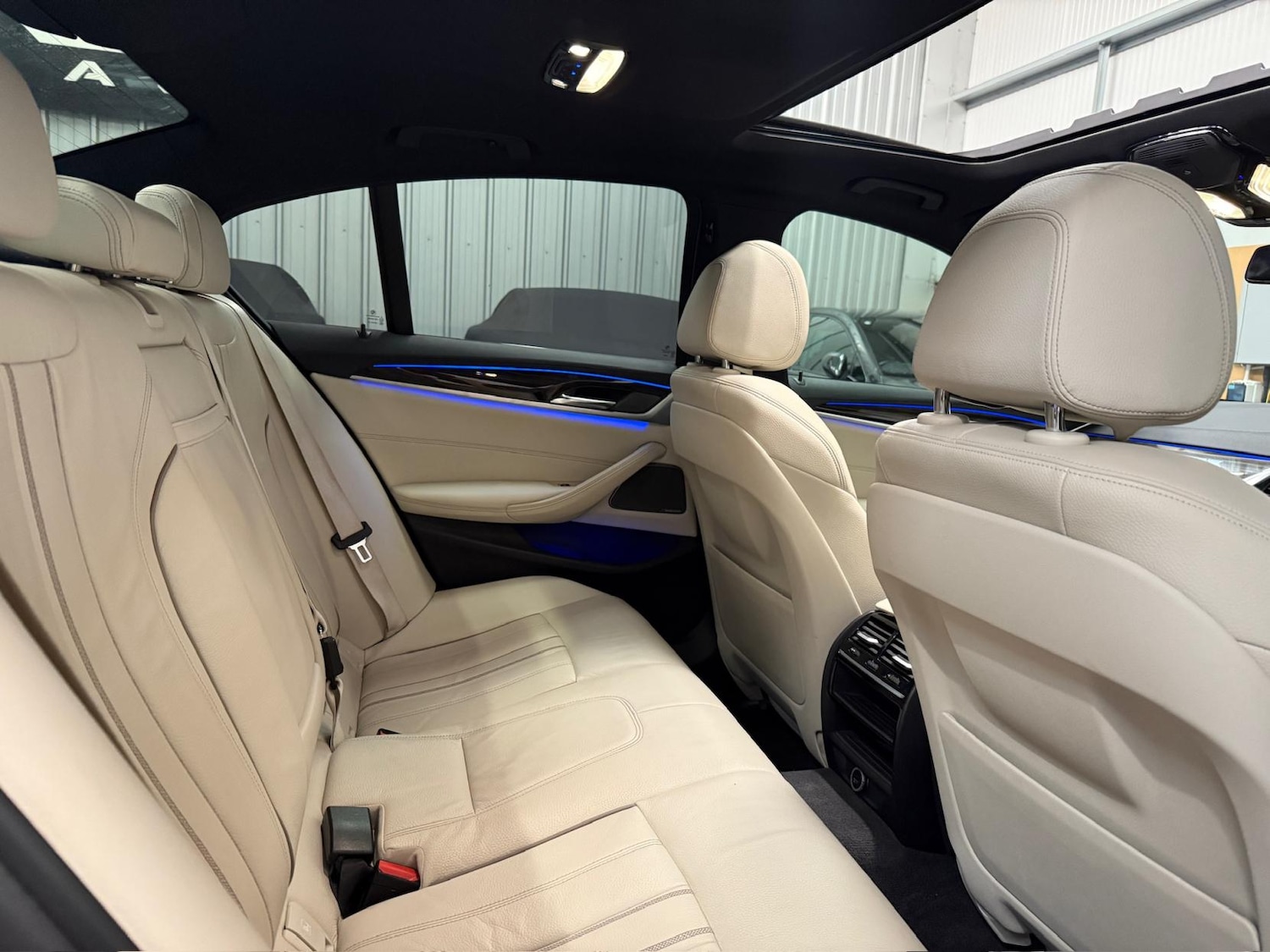 Used BMW 5 Series 2017 for sale - 76534323: Photo 39