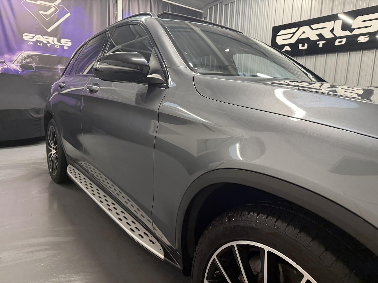 Used Mercedes-Benz GLC 2017 for sale - 77640923: Photo 3