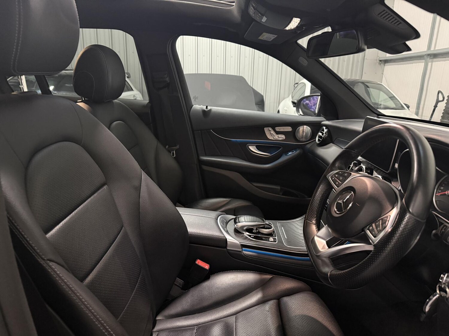 Used Mercedes-Benz GLC 2017 for sale - 77640923: Photo 30