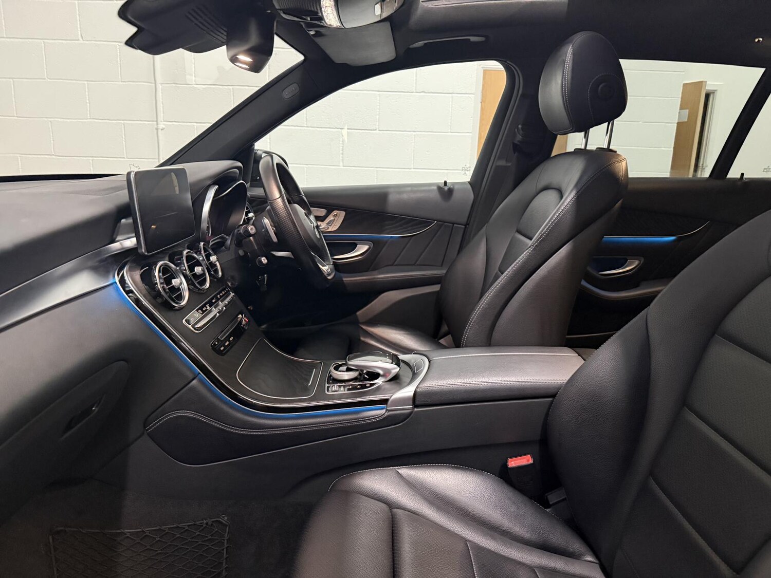 Used Mercedes-Benz GLC 2017 for sale - 77640923: Photo 34