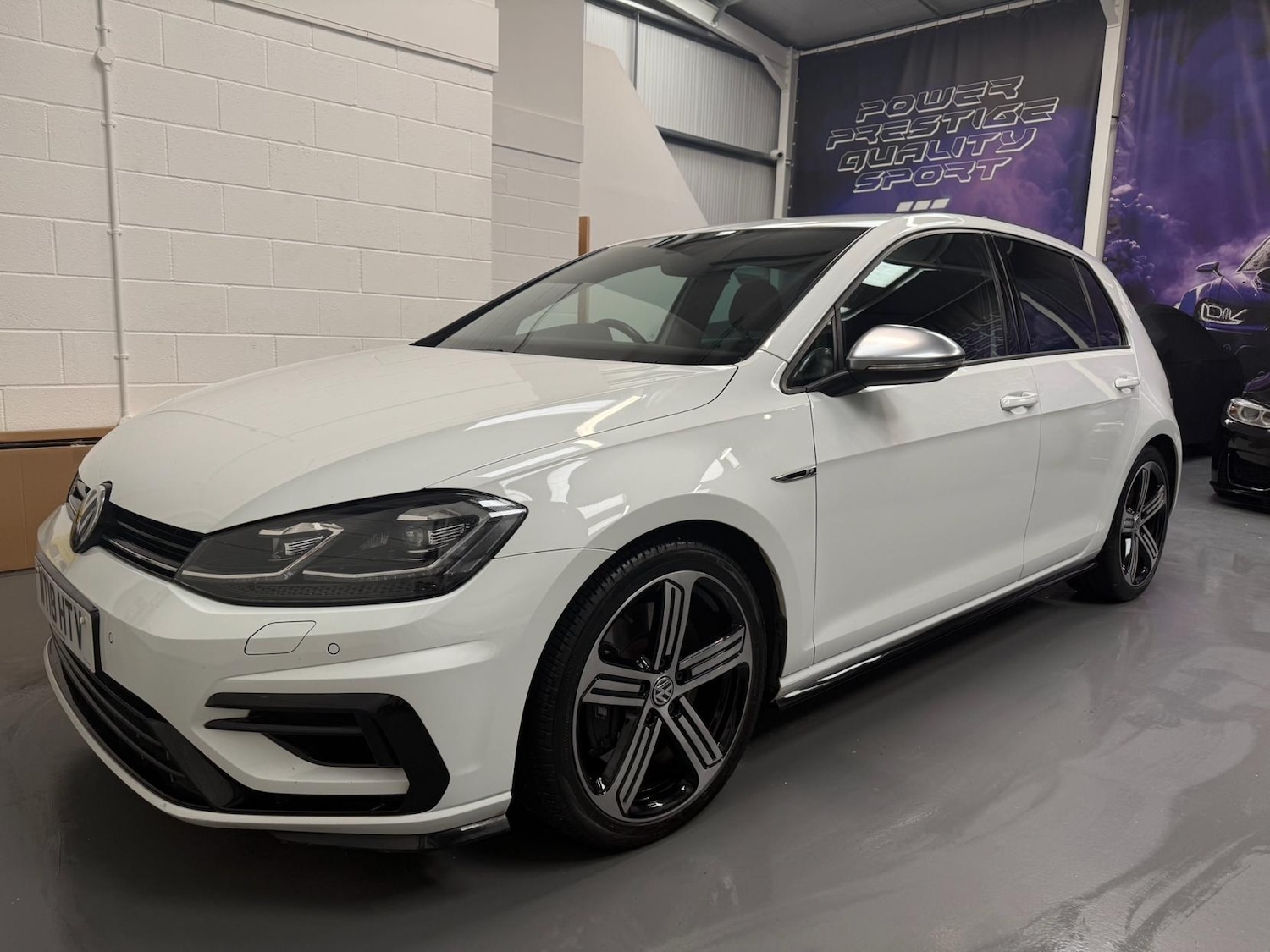 Used Volkswagen Golf 2018 for sale - 77890162: Photo 10