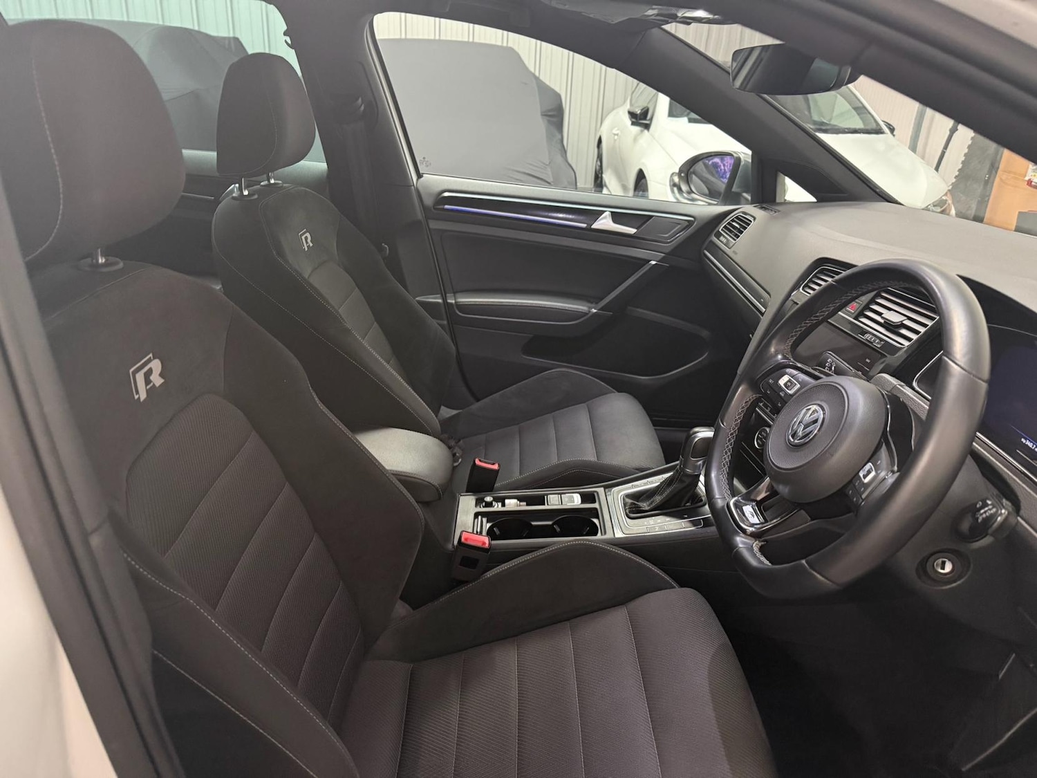 Used Volkswagen Golf 2018 for sale - 77890162: Photo 27