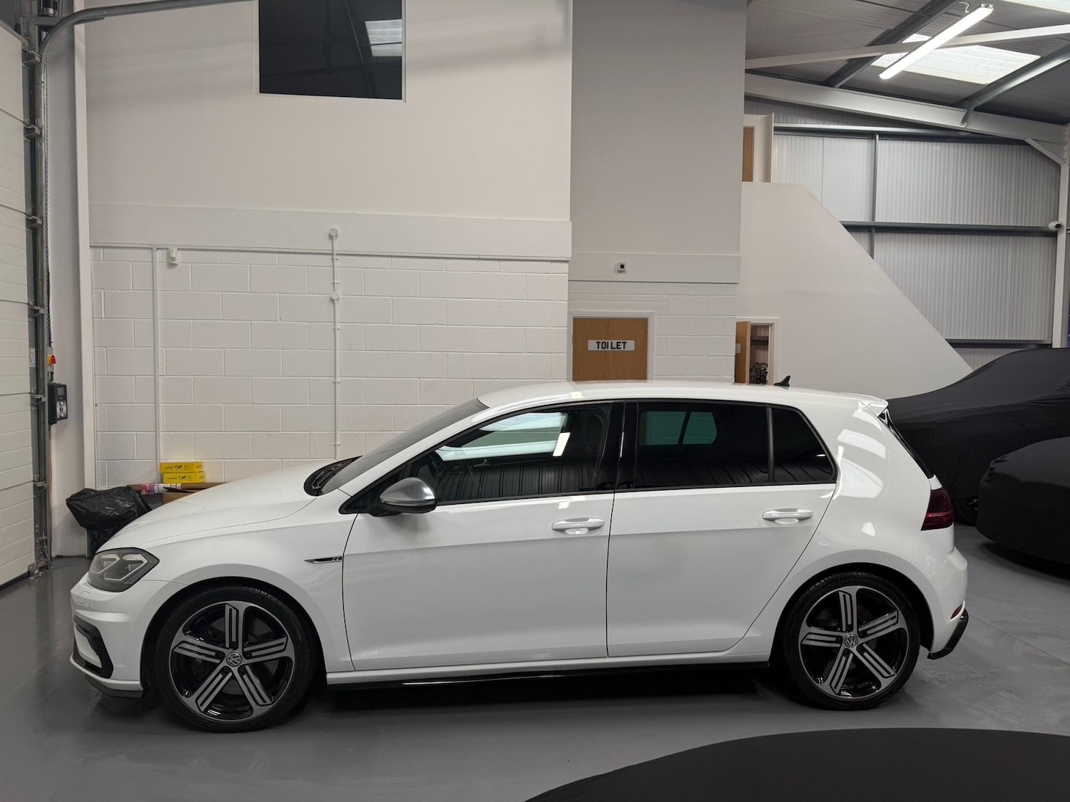 Used Volkswagen Golf 2018 for sale - 77640921: Photo 11