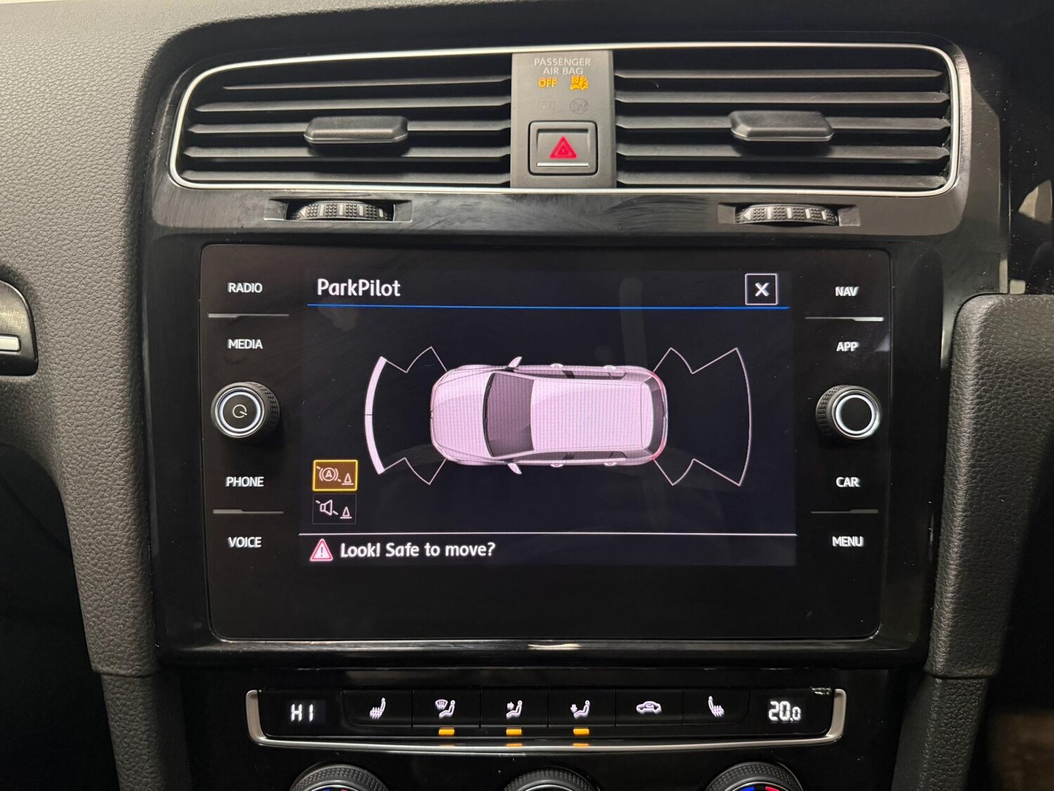 Used Volkswagen Golf 2018 for sale - 77640921: Photo 35