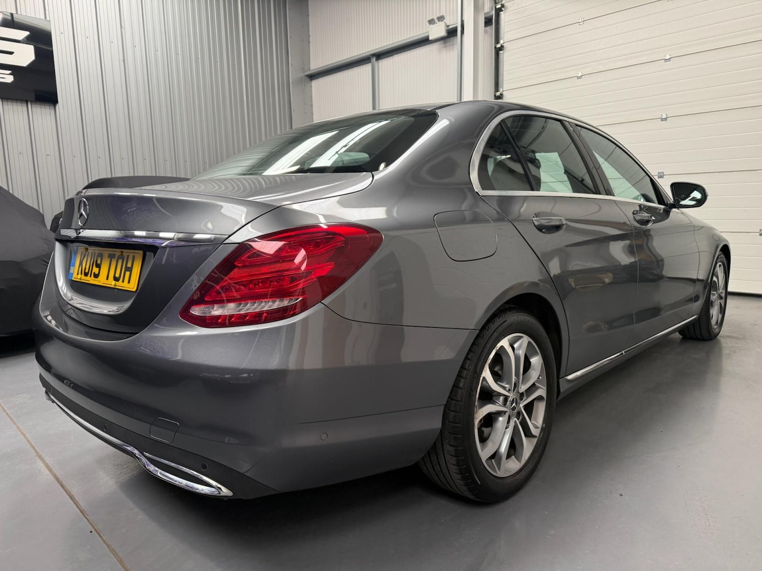 Used Mercedes-Benz C Class 2019 for sale - 77890164: Photo 14