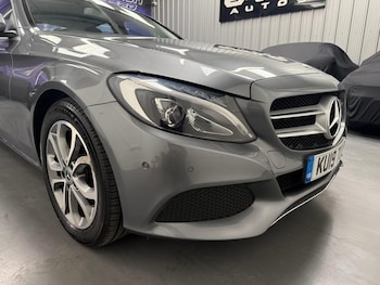 Used Mercedes-Benz C Class 2019 for sale - 77890164: Photo
