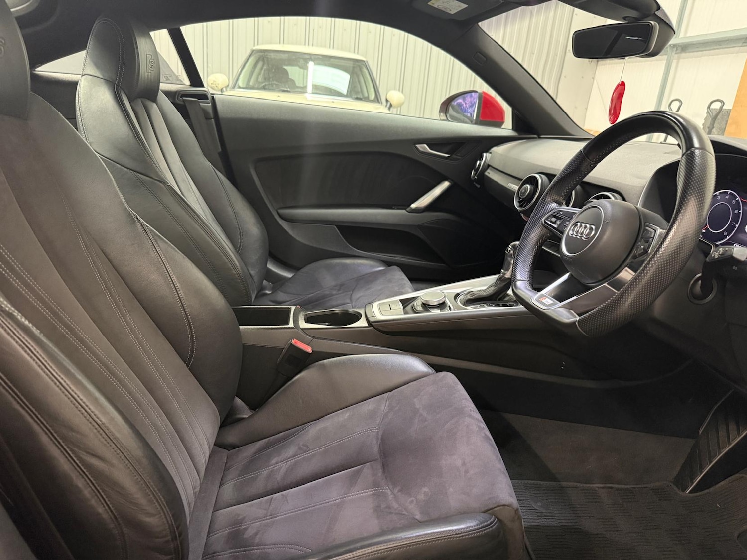 Used Audi TT 2015 for sale - 77981217: Photo 30