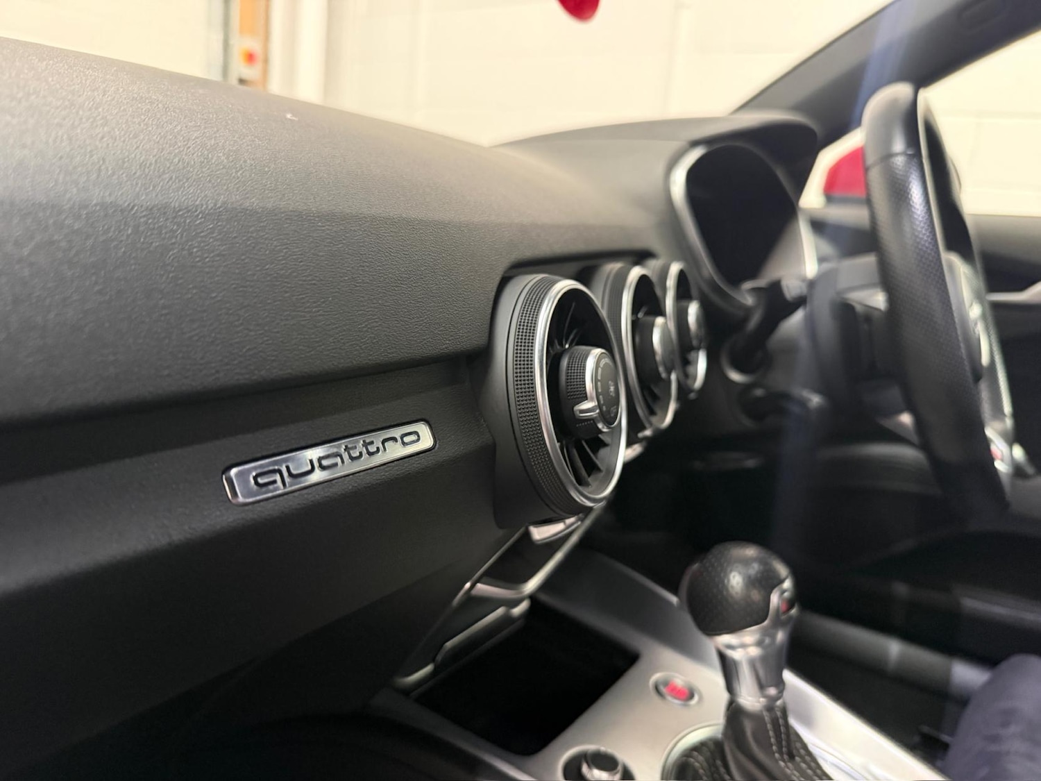 Used Audi TT 2015 for sale - 77981217: Photo 33