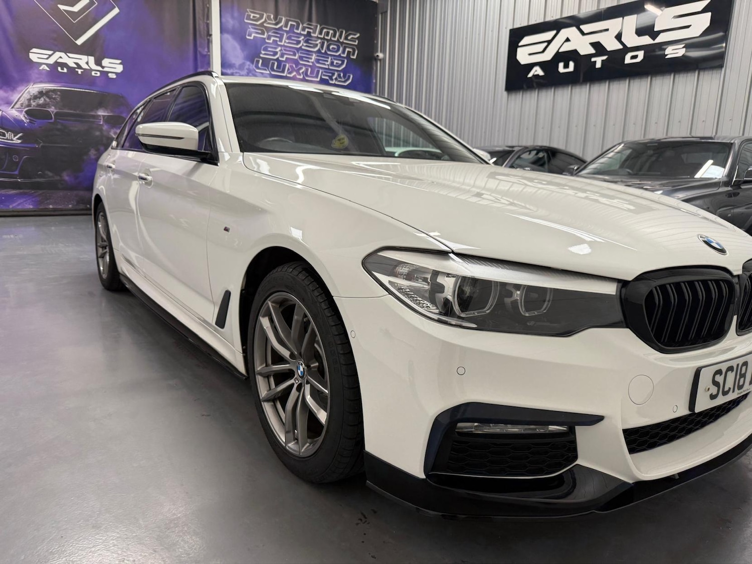 Used BMW 5 Series 2018 for sale - 76310092: Photo 2