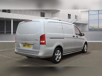 Used Mercedes-Benz Vito 2018 for sale - 77755253: Photo