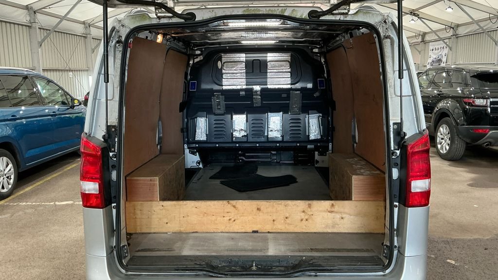 Used Mercedes-Benz Vito 2018 for sale - 77755253: Photo 8