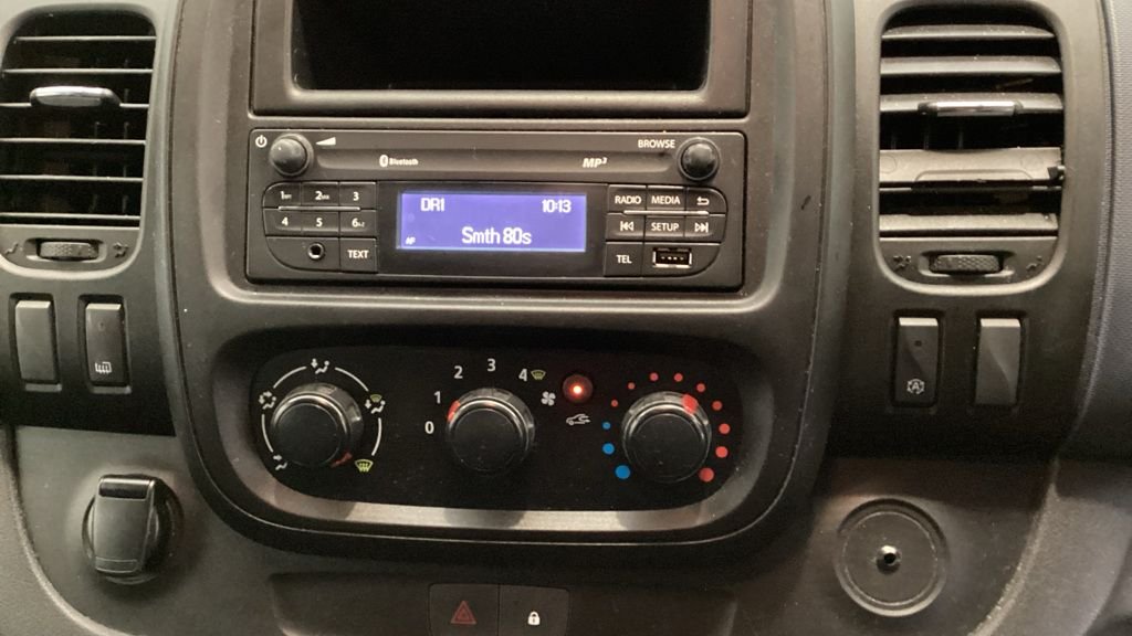 Used Vauxhall Vivaro 2019 for sale - 77952948: Photo 10