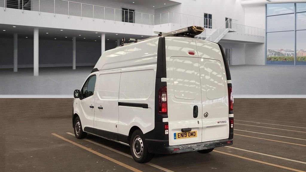 Used Vauxhall Vivaro 2019 for sale - 77952948: Photo 2