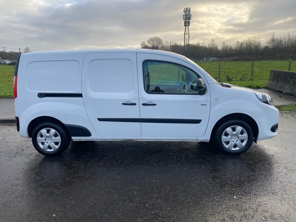 Used Renault Kangoo Maxi 2021 for sale - 76698281: Photo 2
