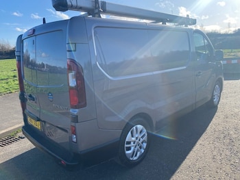 Used Renault Trafic 2018 for sale - 77733912: Photo