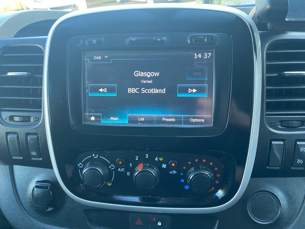 Used Renault Trafic 2018 for sale - 77733912: Photo 5