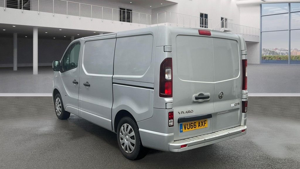 Used Vauxhall Vivaro 2016 for sale - 77422297: Photo 4