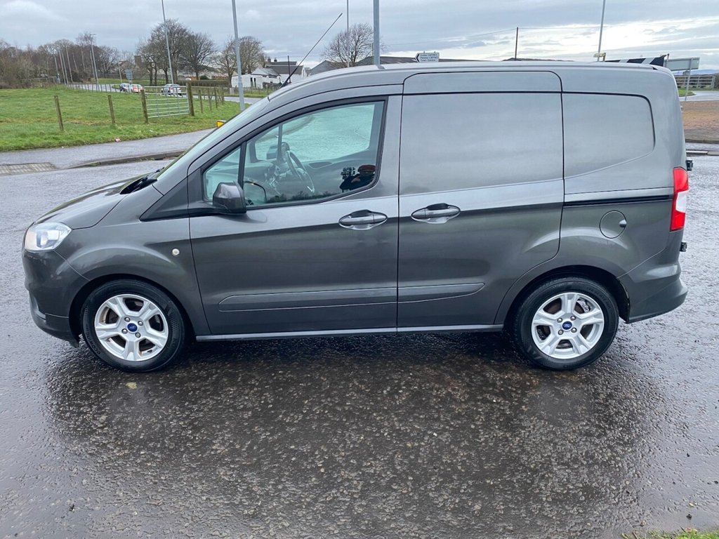Used Ford Transit Courier 2018 for sale - 77399718: Photo 17
