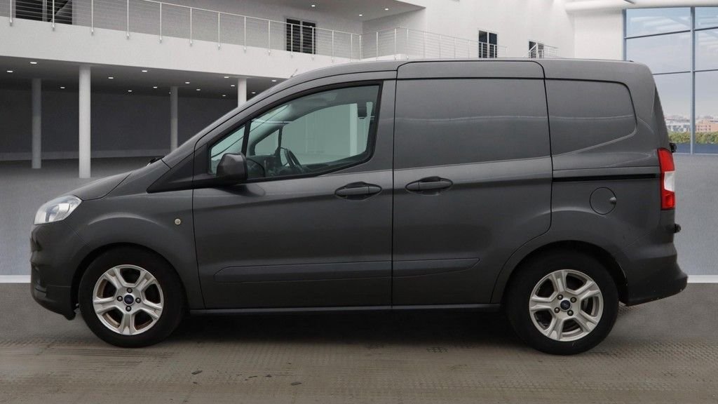 Used Ford Transit Courier 2018 for sale - 77399718: Photo 6