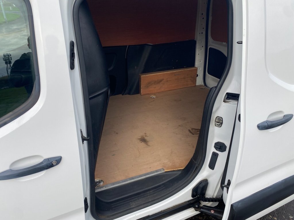 Used Citroen Berlingo 2021 for sale - 76380063: Photo 14