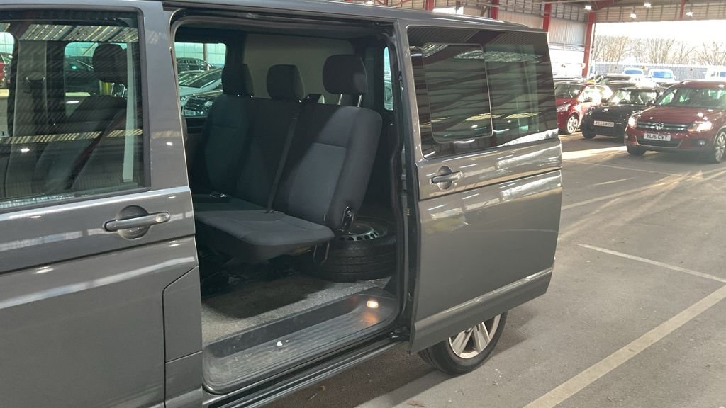 Used Volkswagen Transporter 2016 for sale - 77667622: Photo 12