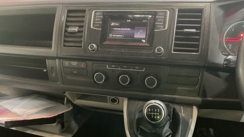 Used Volkswagen Transporter 2016 for sale - 77667622: Photo 13