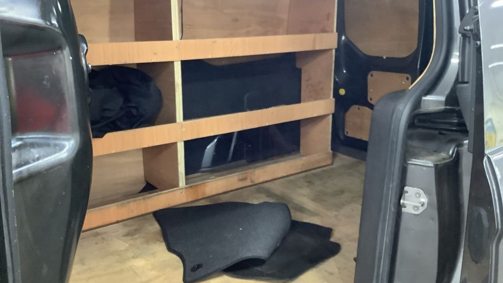 Used Ford Transit Connect 2018 for sale - 77748784: Photo 10