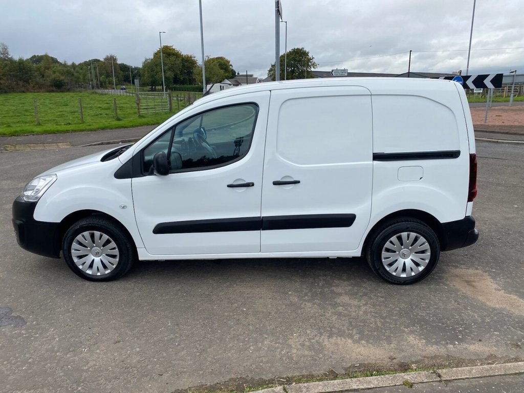 Used Citroen Berlingo 2017 for sale - 76313017: Photo 17