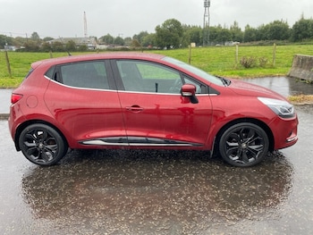 Used Renault Clio 2018 for sale - 75703711: Photo