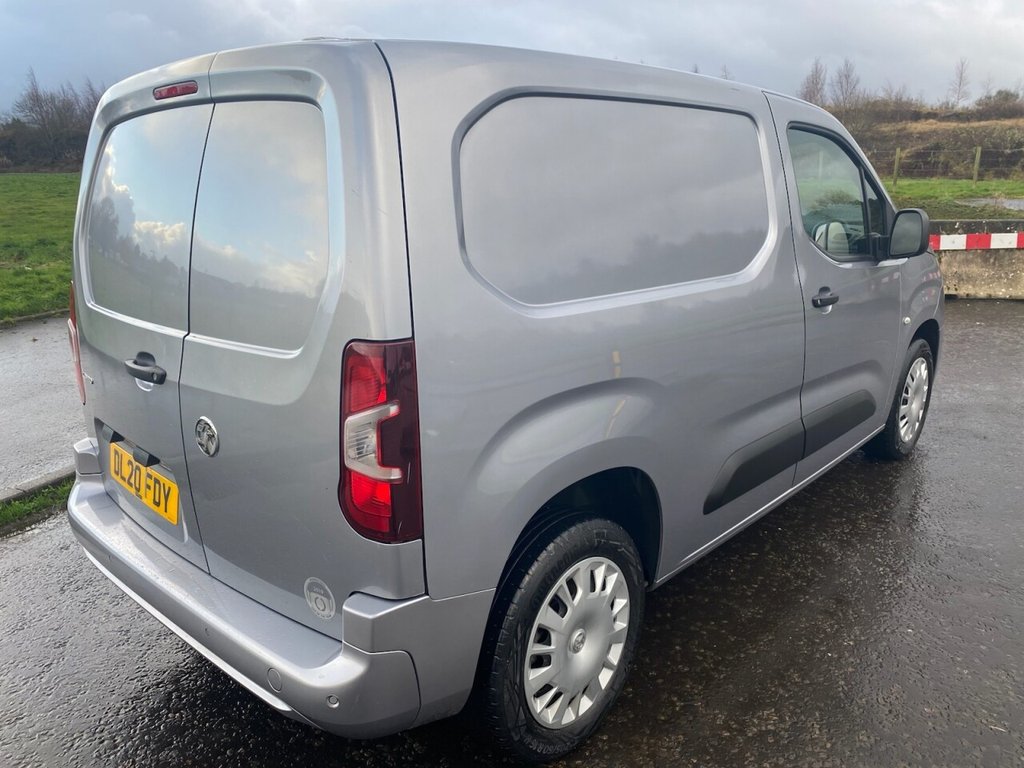 Used Vauxhall Combo 2020 for sale - 77205323: Photo 3