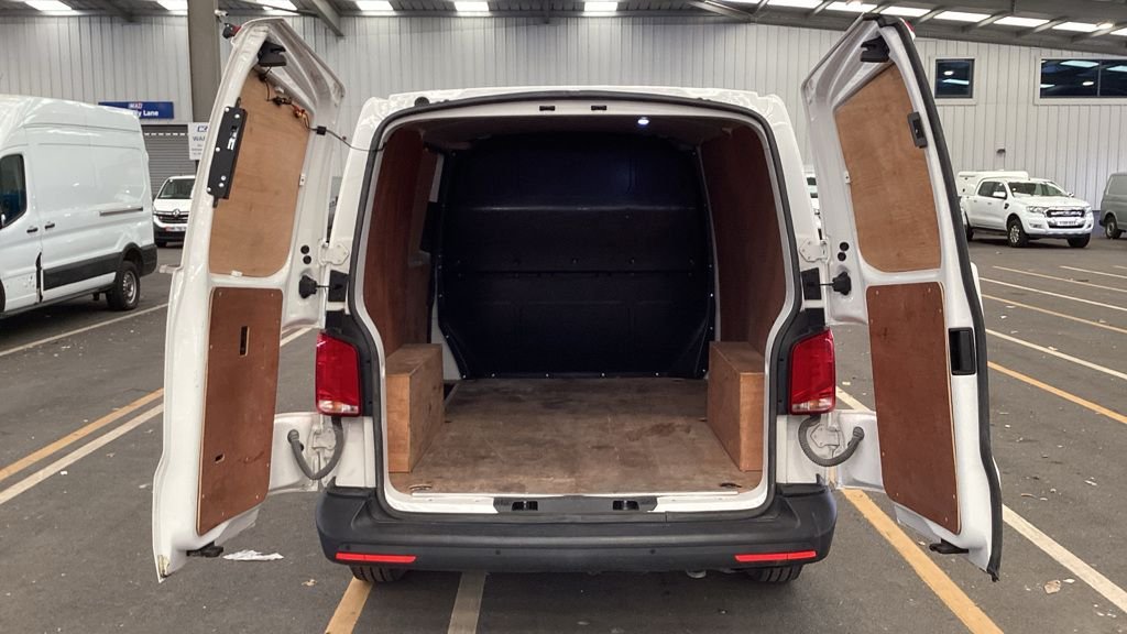 Used Volkswagen Transporter 2020 for sale - 77905514: Photo 9