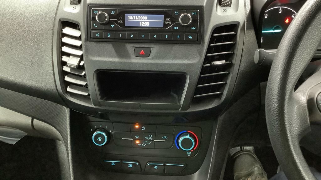 Used Ford Transit Connect 2020 for sale - 76317173: Photo 15