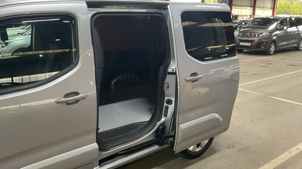 Used Vauxhall Combo 2019 for sale - 76445773: Photo 13