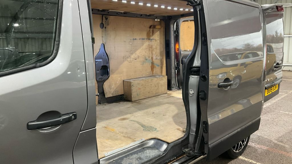 Used Vauxhall Vivaro 2019 for sale - 77319528: Photo 11