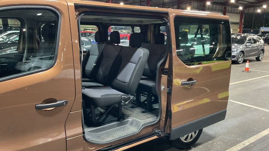 Used Vauxhall Vivaro 2018 for sale - 76768774: Photo 13