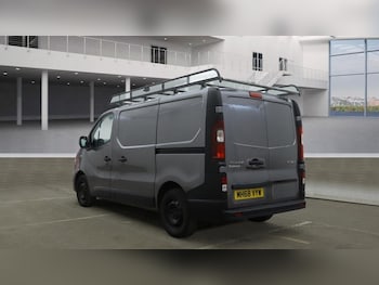 Used Renault Trafic 2019 for sale - 76941579: Photo