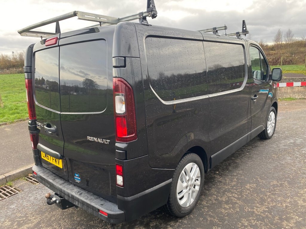 Used Renault Trafic 2018 for sale - 76642300: Photo 3