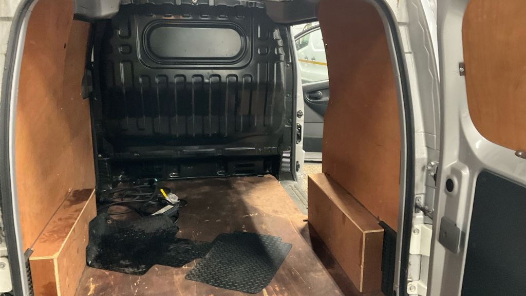 Used Nissan e-NV200 2021 for sale - 77288051: Photo 11