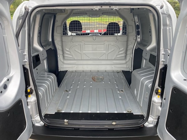 Used Peugeot Bipper 2017 for sale - 75462181: Photo 11