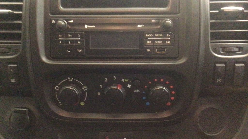 Used Vauxhall Vivaro 2018 for sale - 76698134: Photo 10