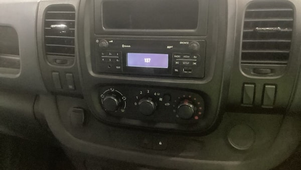 Used Vauxhall Vivaro 2015 for sale - 76228896: Photo 13