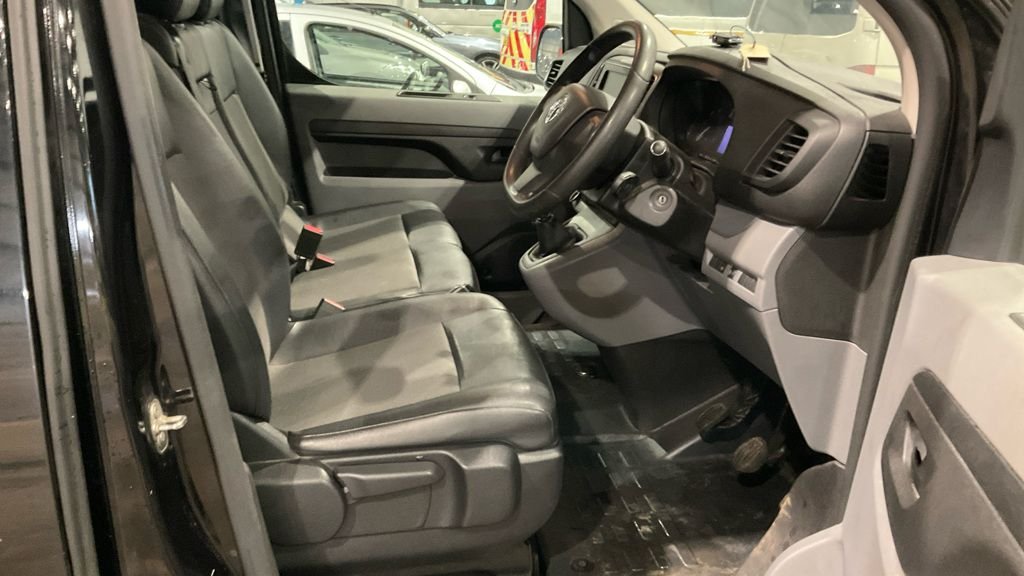 Used Vauxhall Vivaro 2021 for sale - 77563968: Photo 12