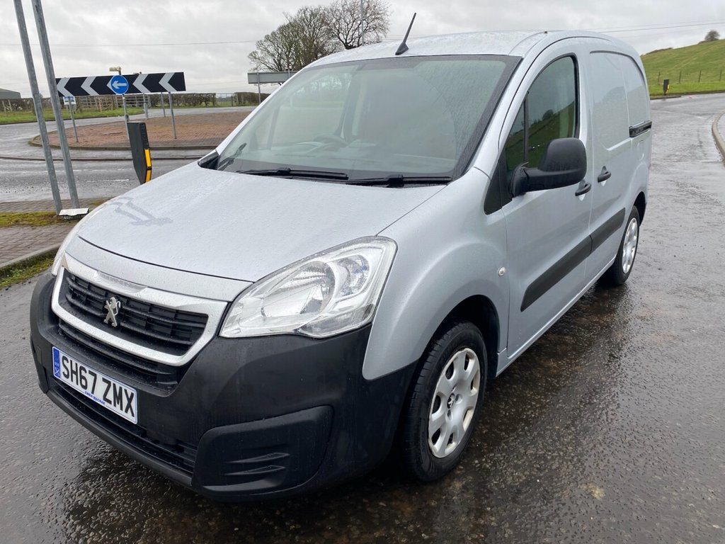 Used Peugeot Partner 2017 for sale - 77319629: Photo 16