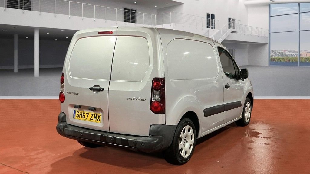 Used Peugeot Partner 2017 for sale - 77319629: Photo 6