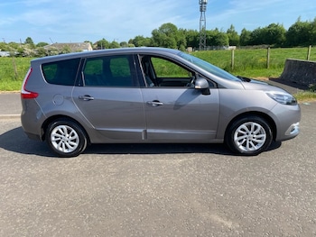 Used Renault Grand Scenic 2014 for sale - 78737918: Photo