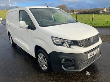 Used Peugeot Partner 2019 for sale - 76698138: Photo