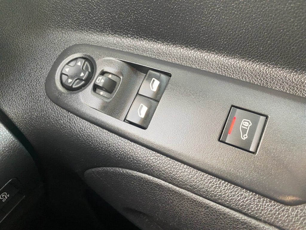 Used Peugeot Partner 2019 for sale - 76698138: Photo 21