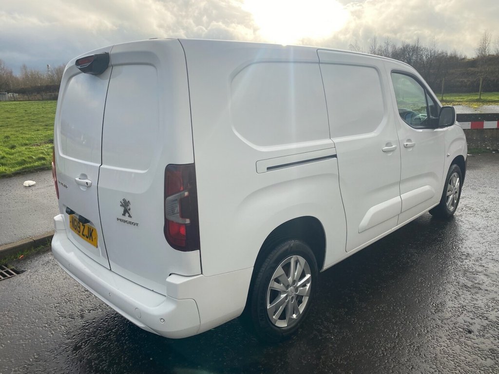 Used Peugeot Partner 2019 for sale - 76698138: Photo 3