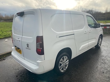 Used Peugeot Partner 2019 for sale - 76698138: Photo