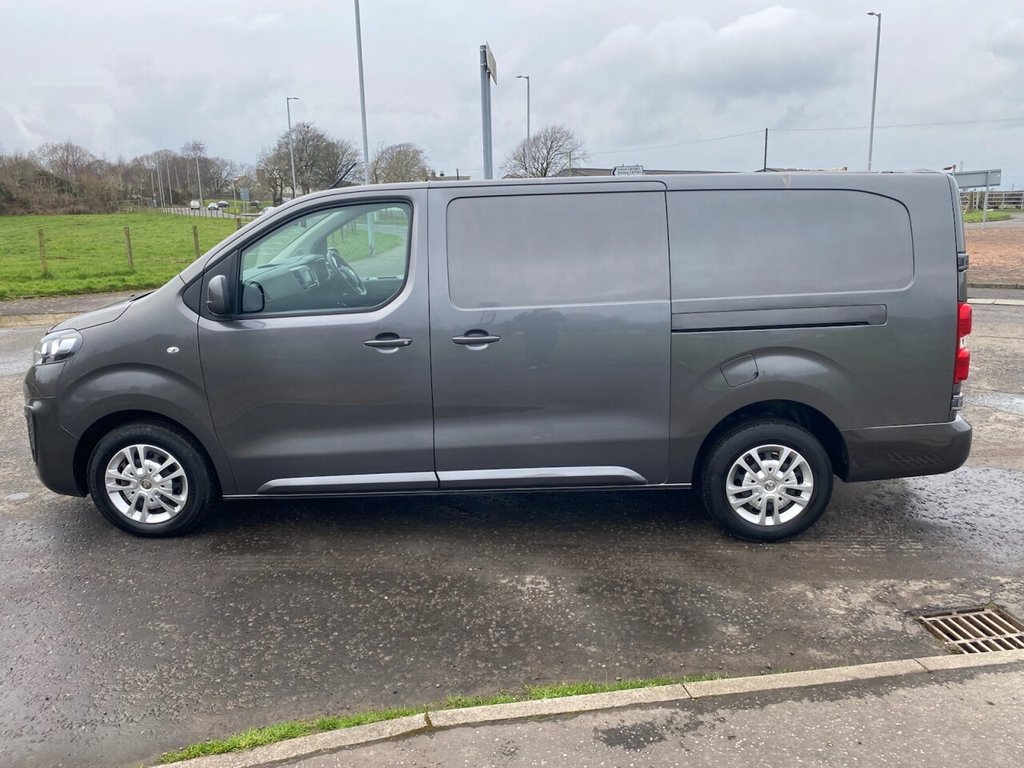 Used Vauxhall Vivaro 2020 for sale - 77608893: Photo 18